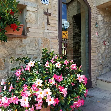 Panzió Rocca Degli Olivi