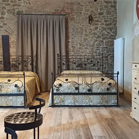 Bed & Breakfast Rocca Degli Olivi 2*